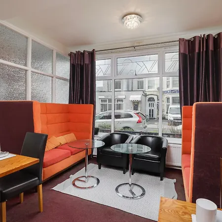 Devon Guest House-3